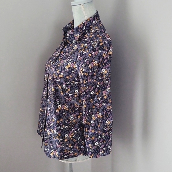 L.L. Bean Floral 3/4 sleeve shirt - Picture 3 of 8